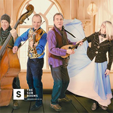 Maddy Prior & The Carnival Band