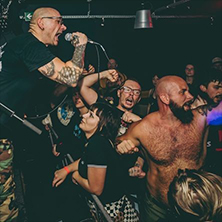 Podw&oacute;rkowi Chuligani