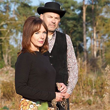 Silver Biplanes + The Cords