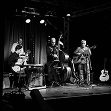 The Lone Pine Pickers