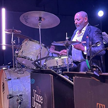 Vince Dunn & The Medicine Band