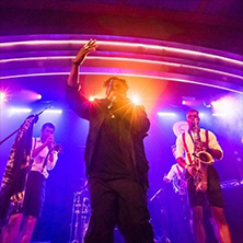 Das Brass Xmas Blowout