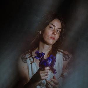 EMMA RUTH RUNDLE