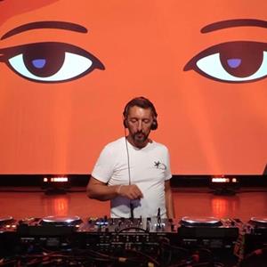 Guts (Extended DJ Set)
