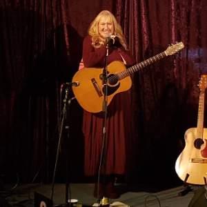Vicky Clayton sings the songs of Sandy Denny